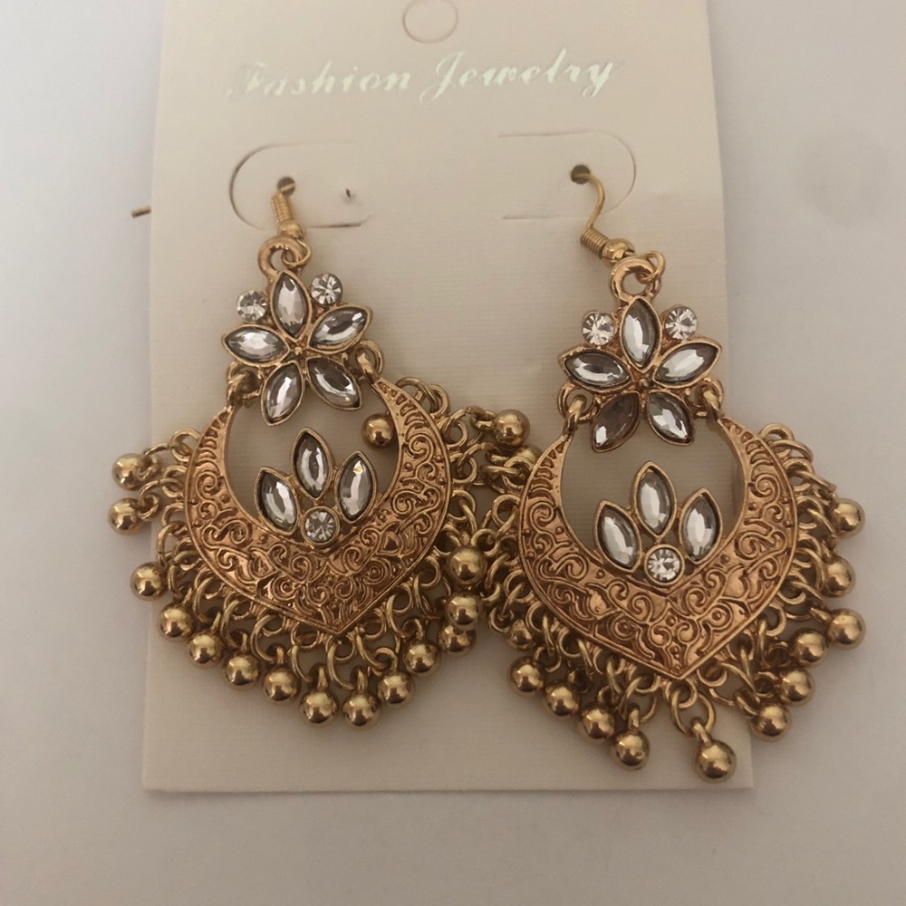 Women’s Authentic Traditional India Classic Celebratory Earrings